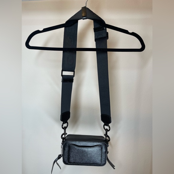 The Snapshot DTM in Black Marc Jacobs Saffiano Leather - Picture 4 of 6